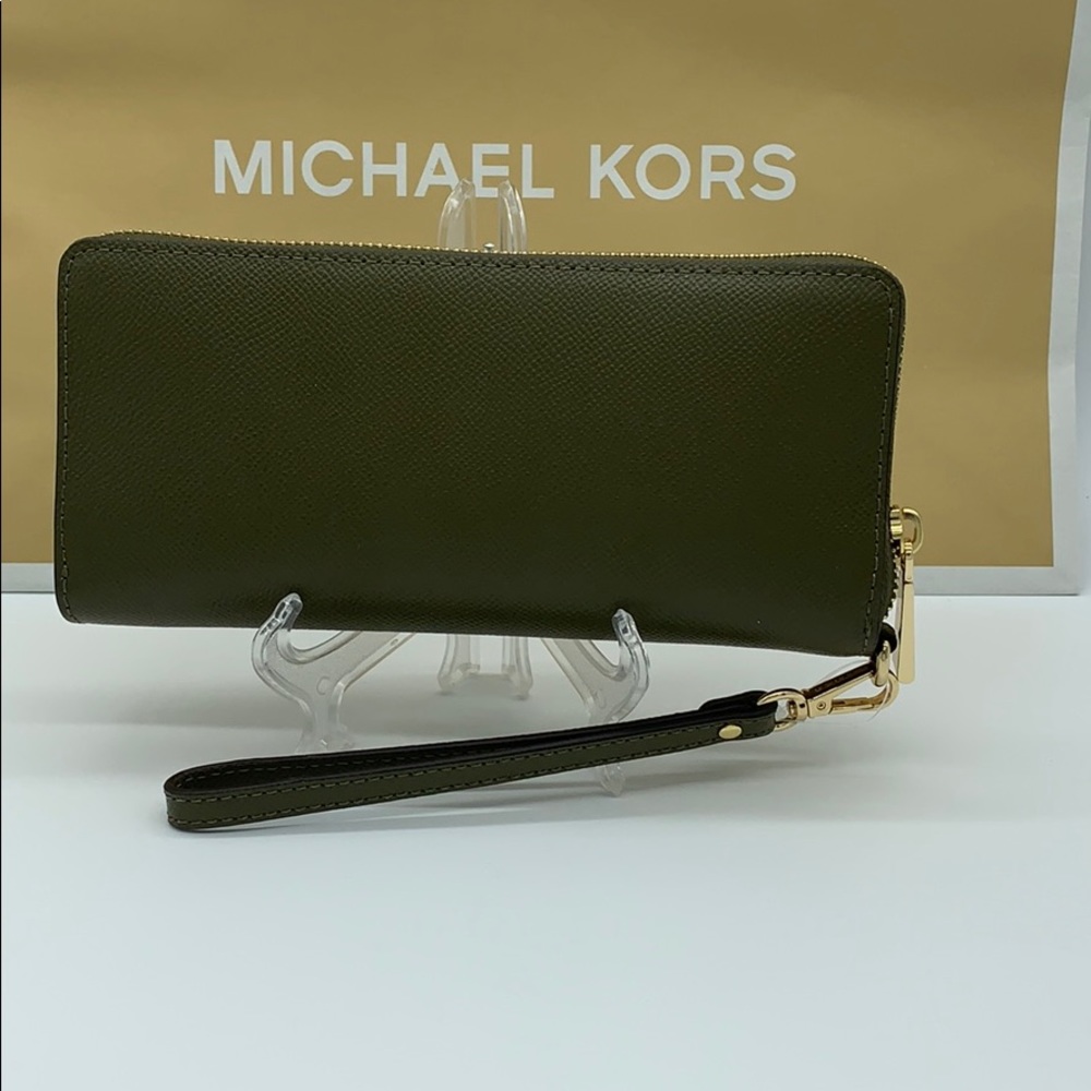 Michael Kors Large Jet Set Travel Continental Wristlet Phone Holder Case Wallet - Picture 9 of 16